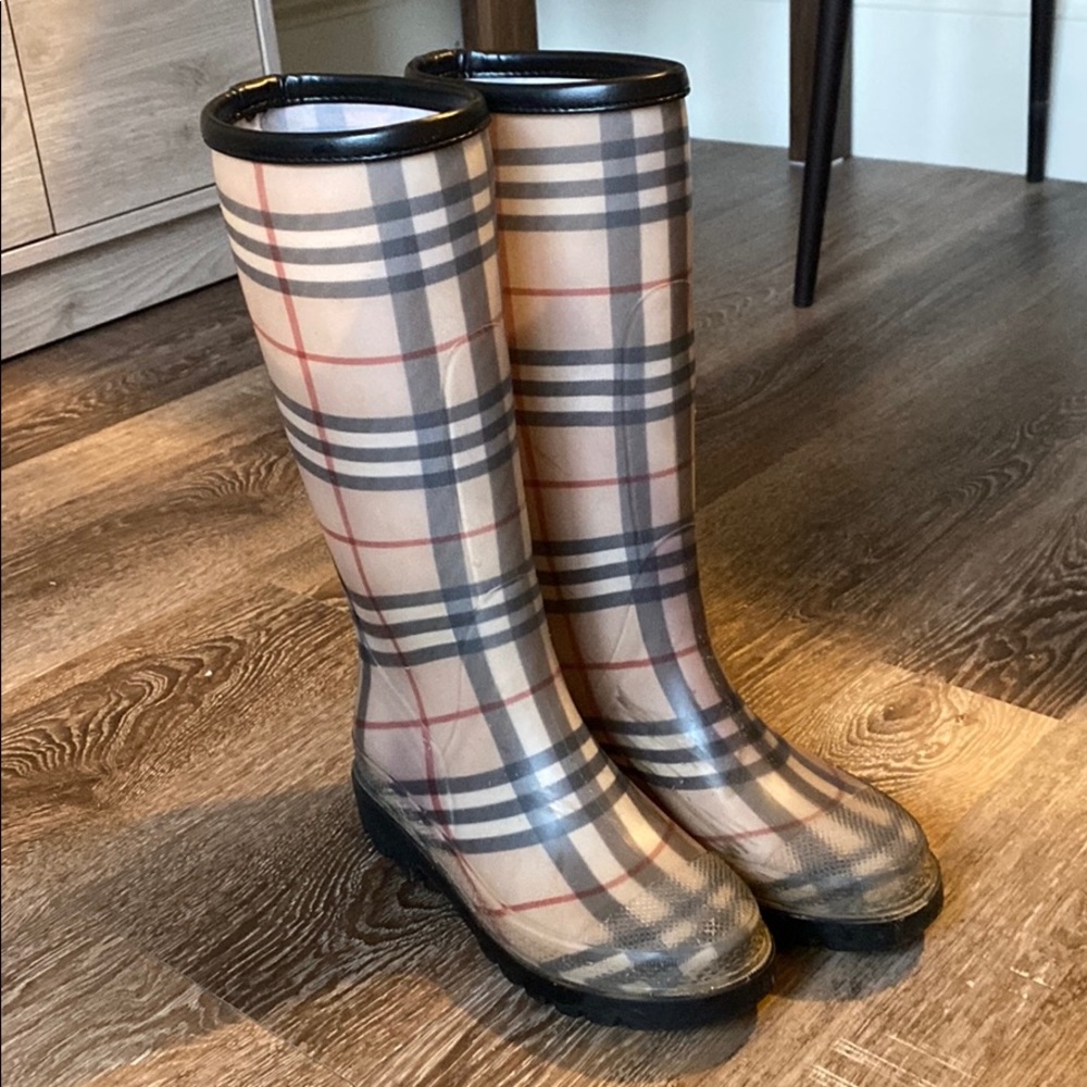 Burberry Rainboots